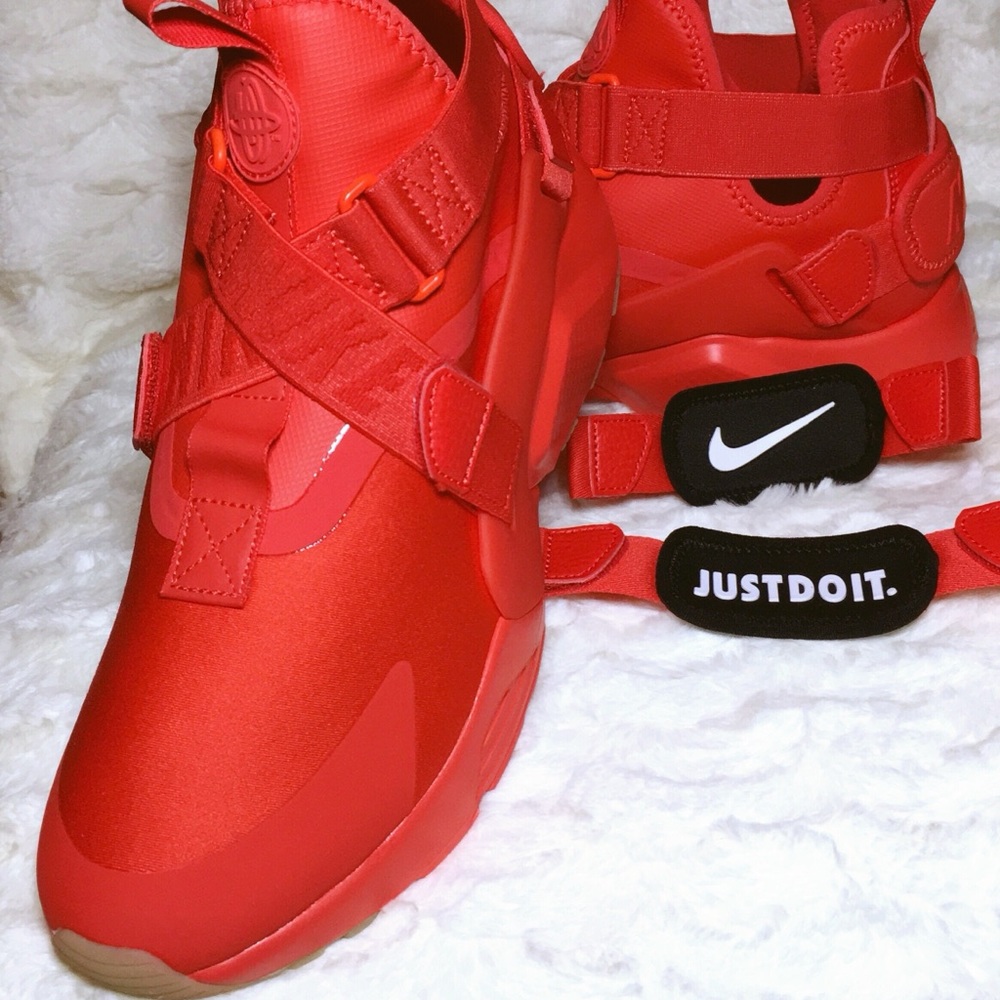 Women’s Nike Air Huarache City